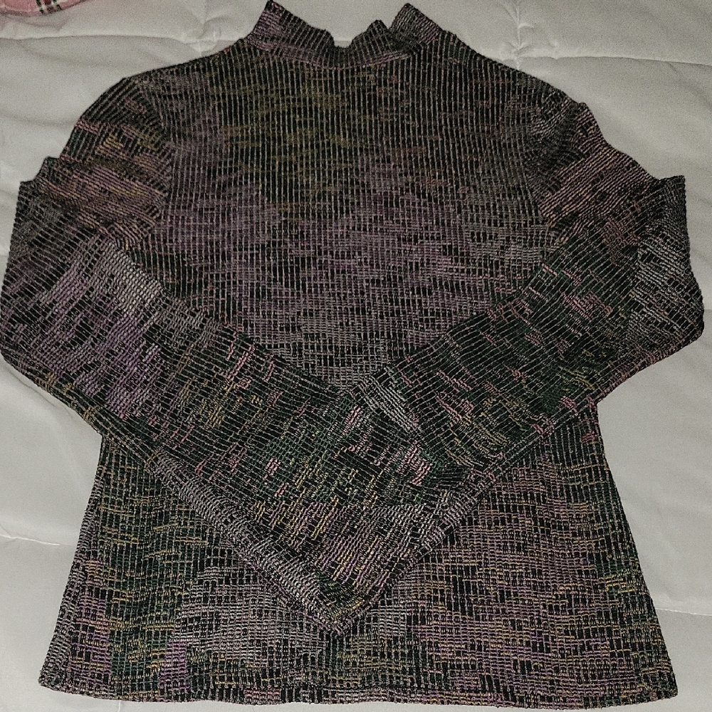 Gimmicks by BKE Textured Purple and Black Turtleneck Sweater
